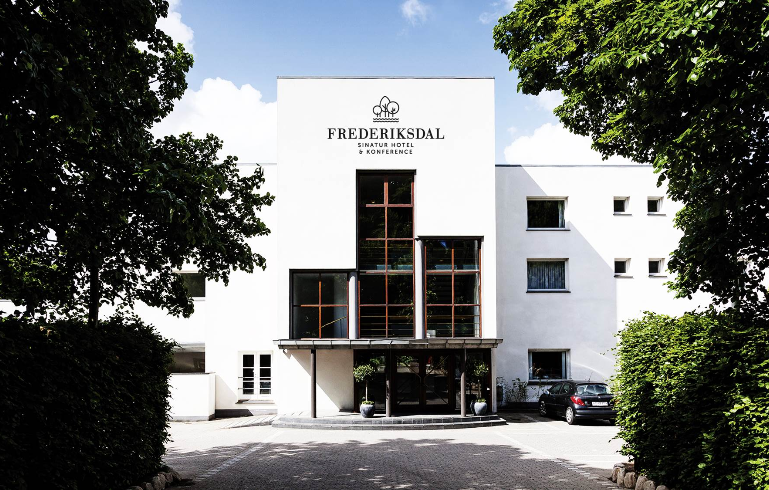Sinatur Frederiksdal2